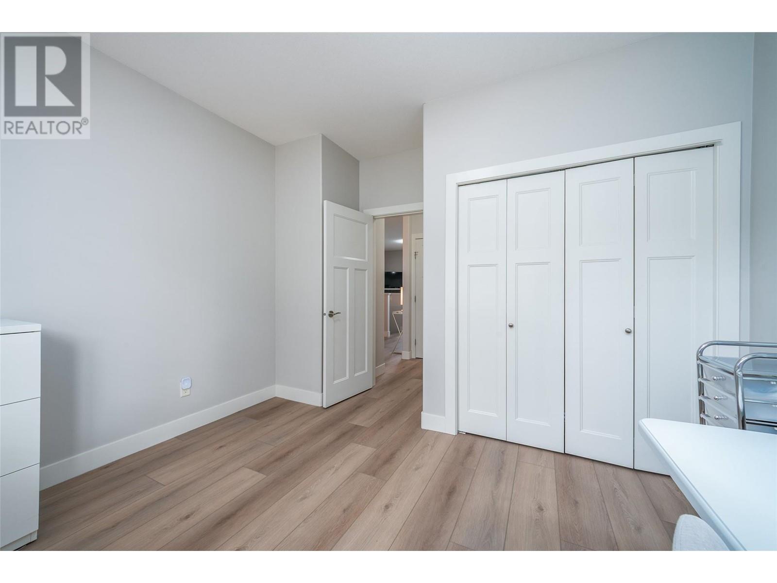 #12 2421 GLACIER COURT - Image 19