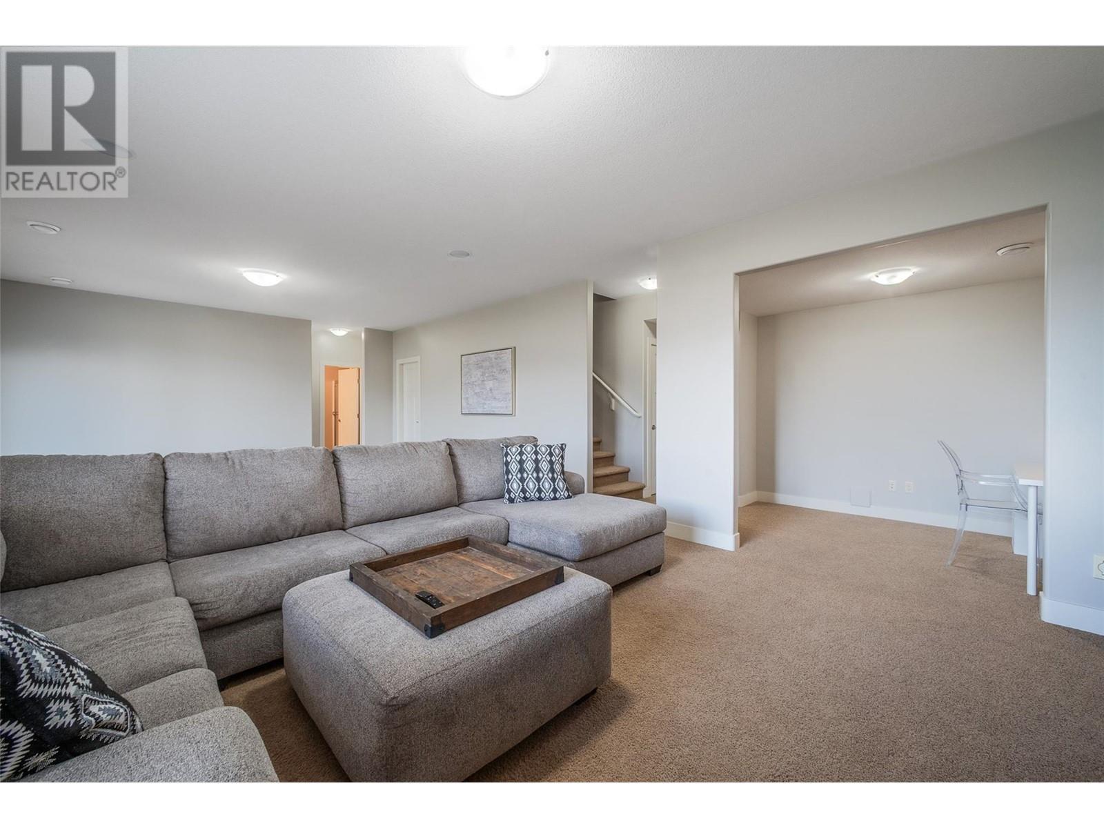 #12 2421 GLACIER COURT - Image 30