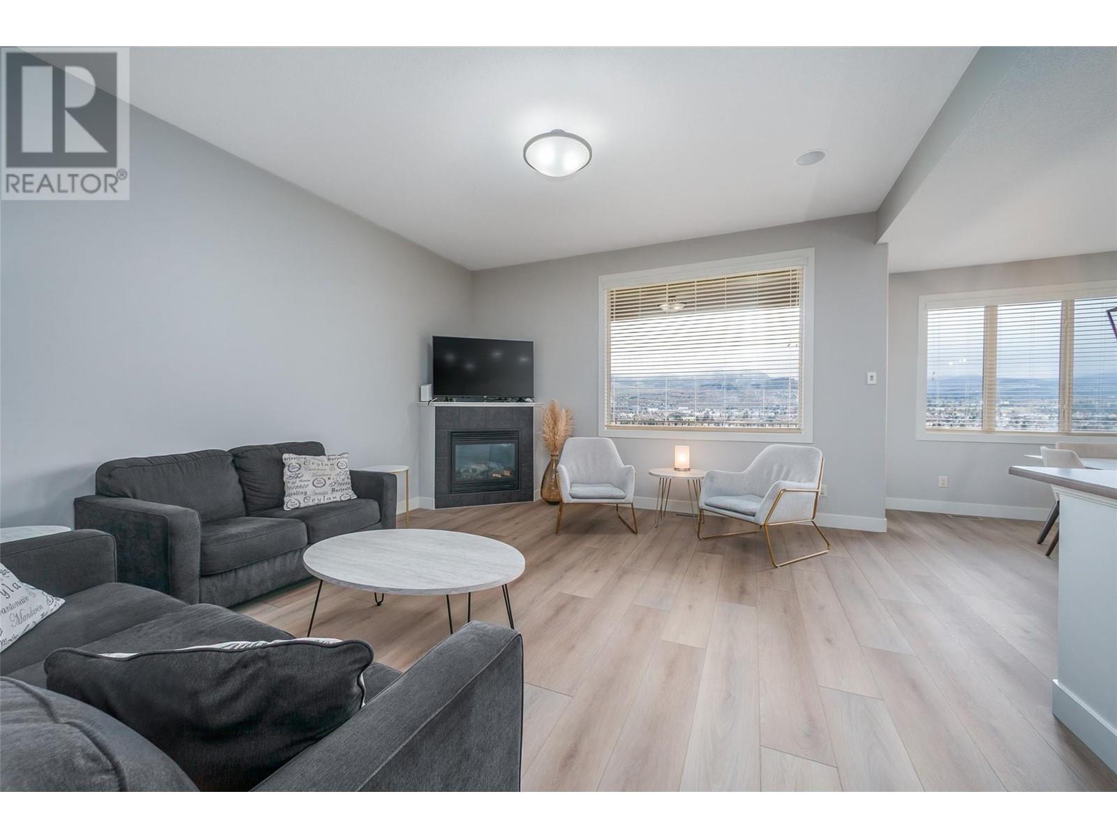 #12 2421 GLACIER COURT - Image 5
