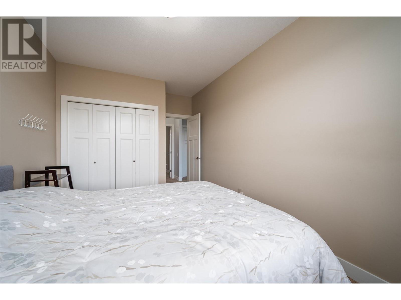 #12 2421 GLACIER COURT - Image 40