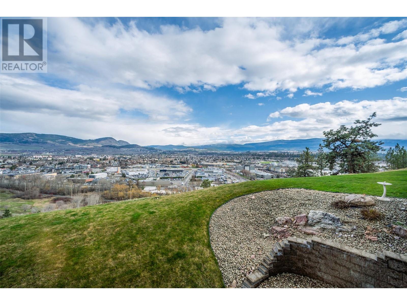 #12 2421 GLACIER COURT - Image 26