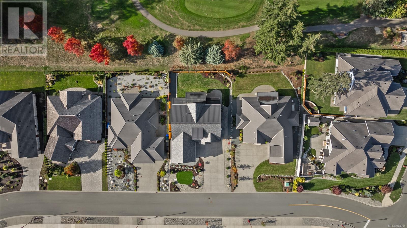 2836 Sheffield Cres, Courtenay real estate listing 978055