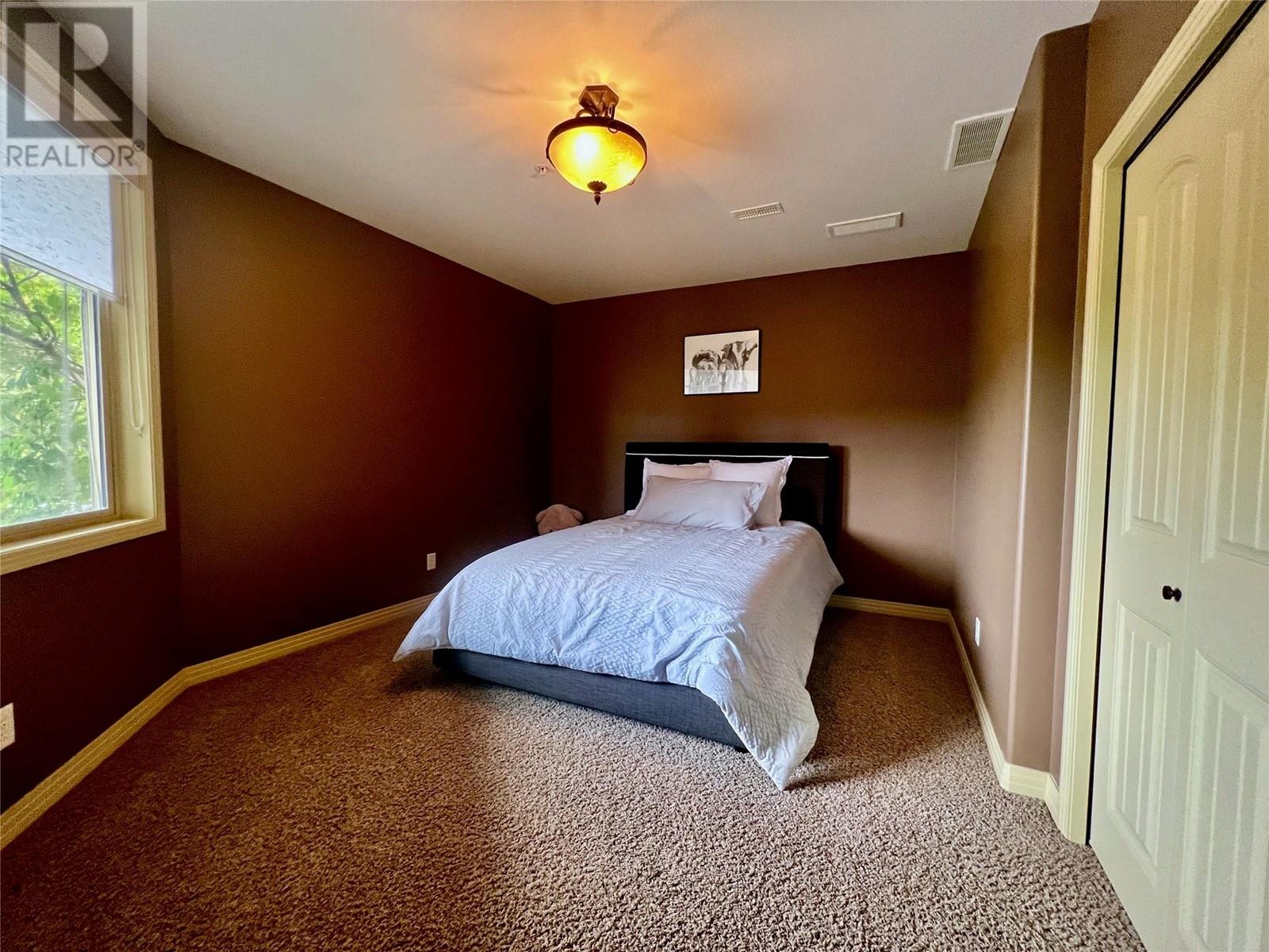 200 Harvest Court, Vernon