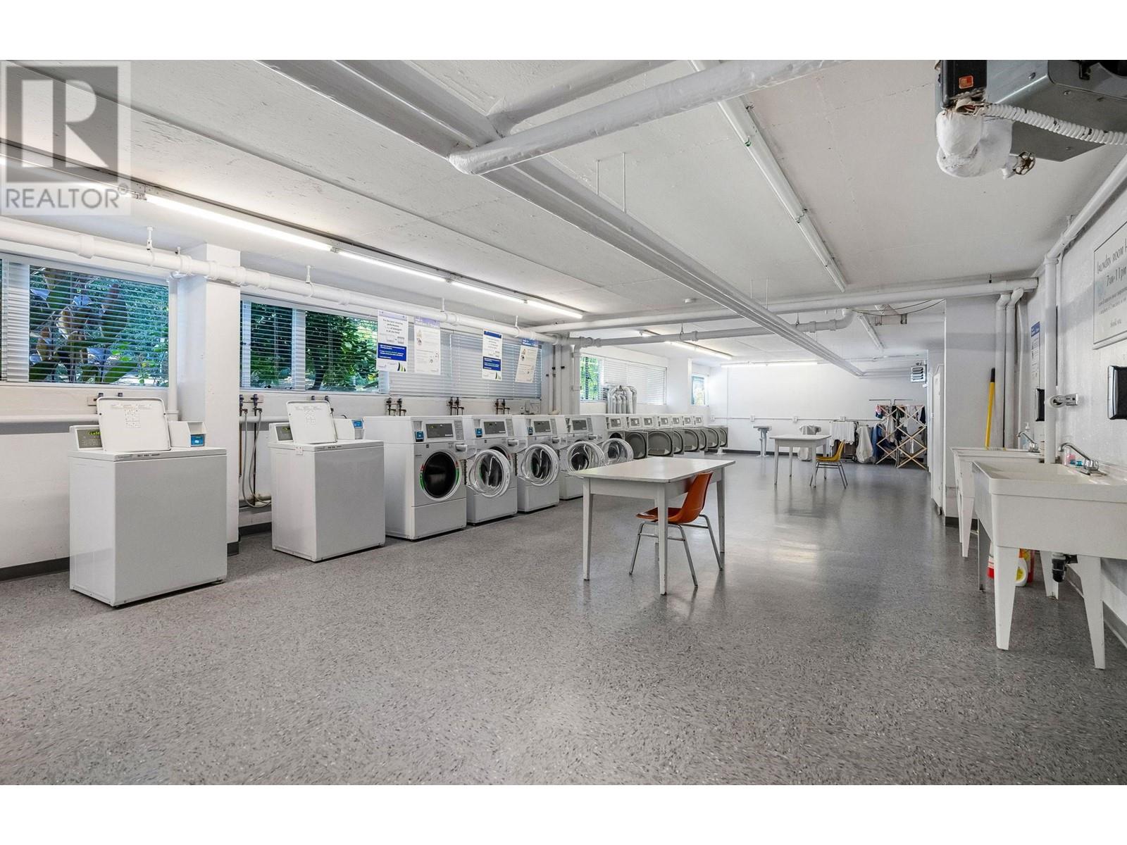 522 1445 MARPOLE AVENUE, Vancouver real estate listing R2986756