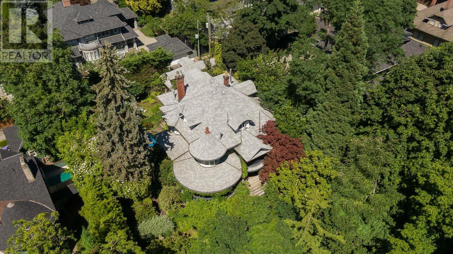 1981 W 19TH AVENUE, Vancouver