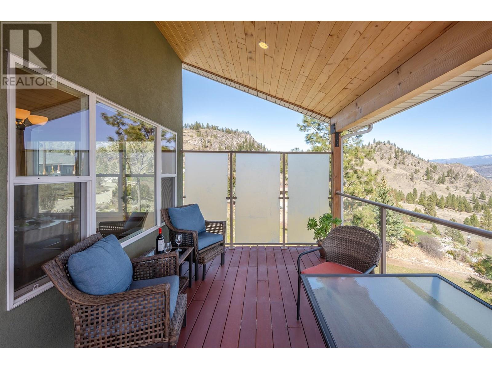 586 Wilson Mountain Road, Oliver