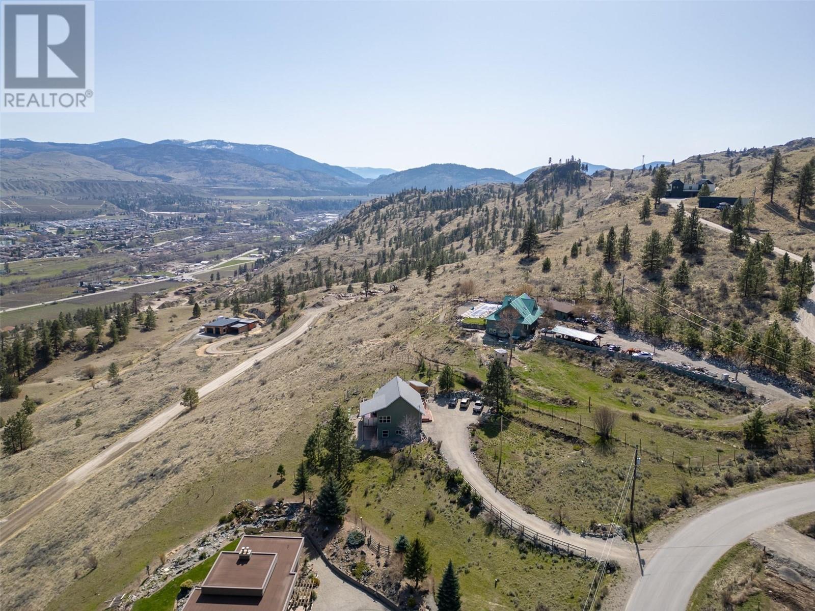 586 Wilson Mountain Road, Oliver