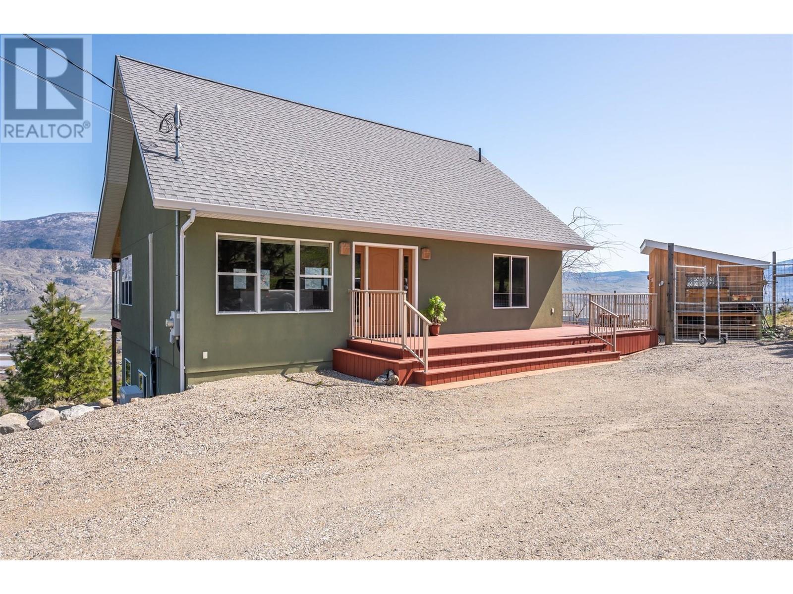 586 Wilson Mountain Road, Oliver