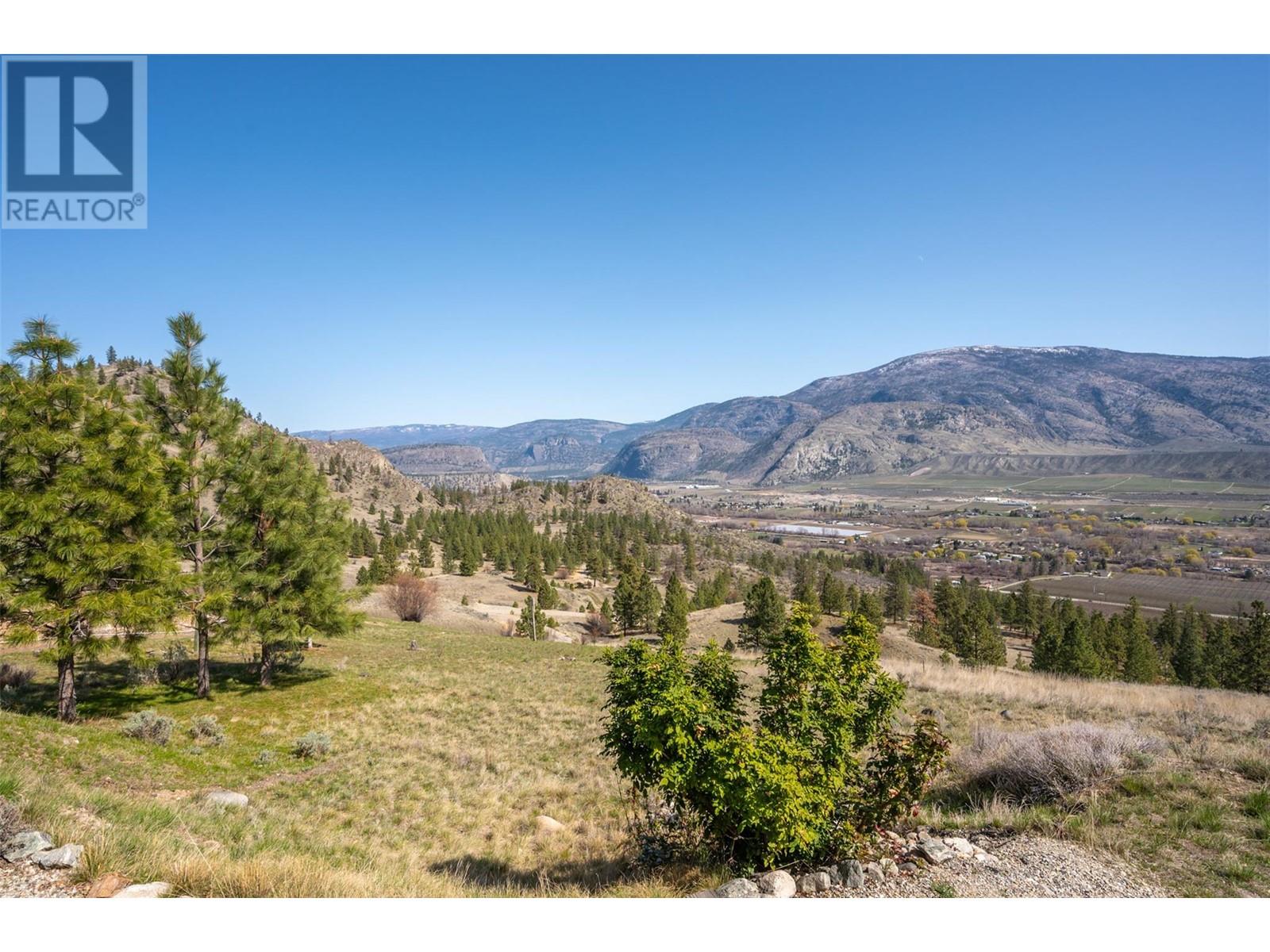586 Wilson Mountain Road, Oliver