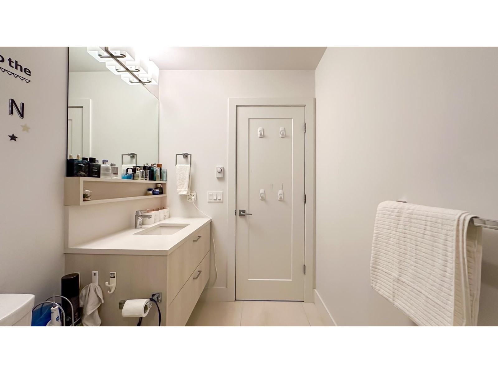 Photo 23 of 13 9718 161 A Street, Surrey BC