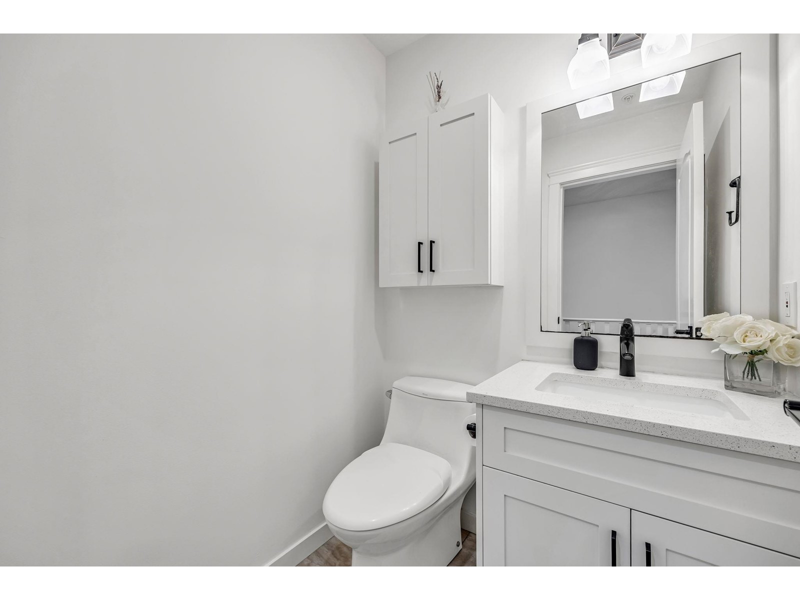 Photo 11 of 18 20222 96 Avenue, Langley BC