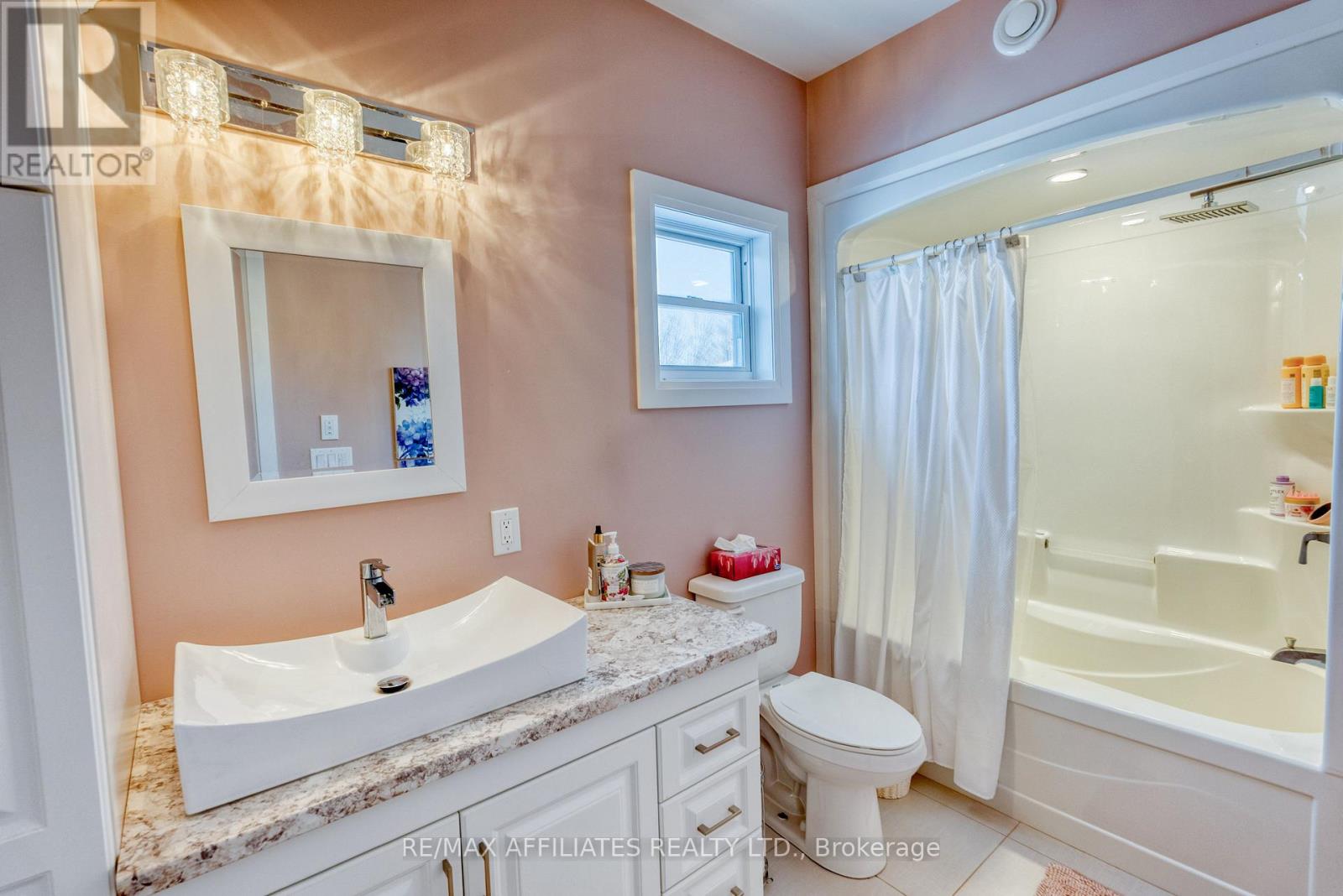 Photo 2 of 23 Tudor Circle, Rideau Lakes ON