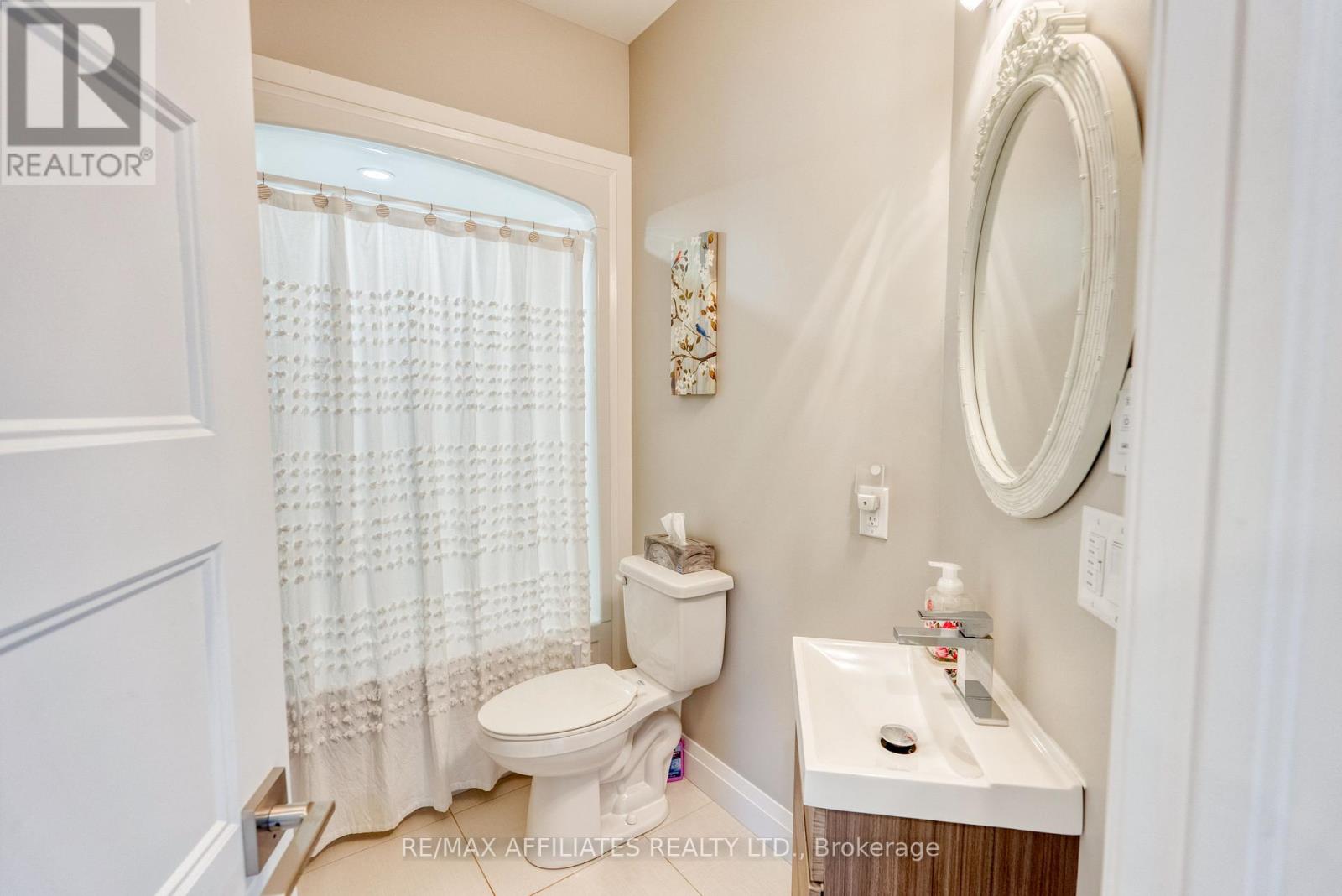 Photo 5 of 23 Tudor Circle, Rideau Lakes ON