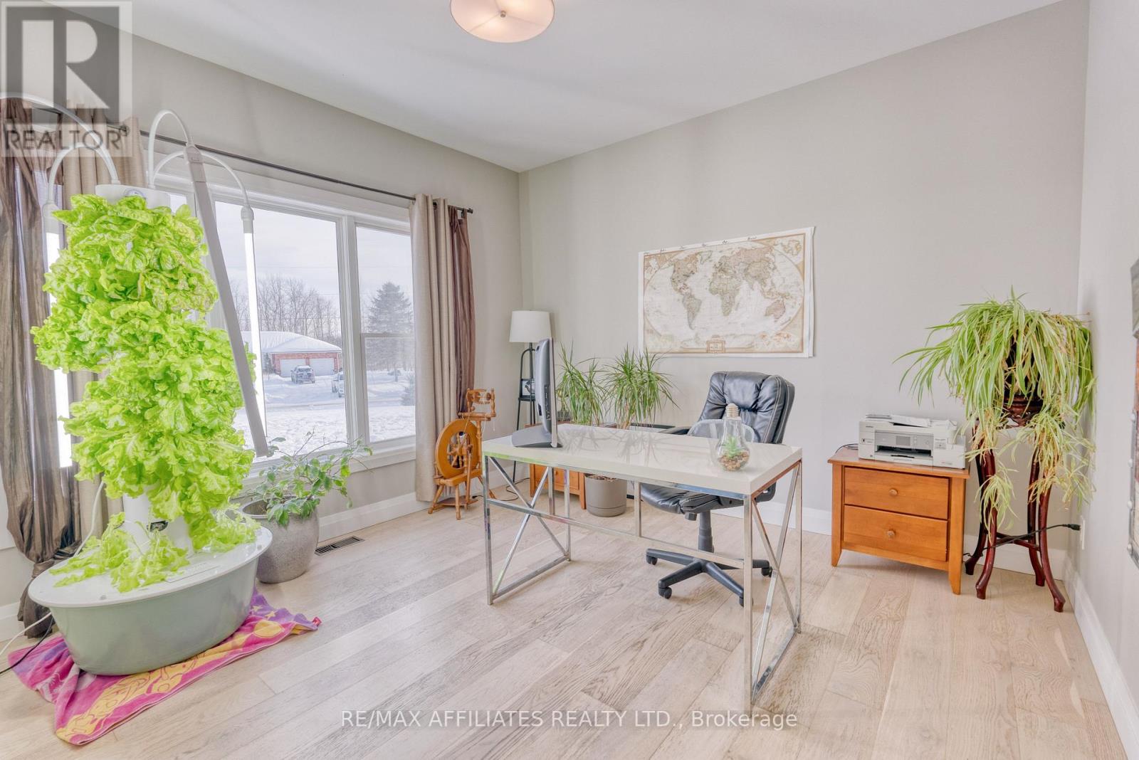 Photo 4 of 23 Tudor Circle, Rideau Lakes ON