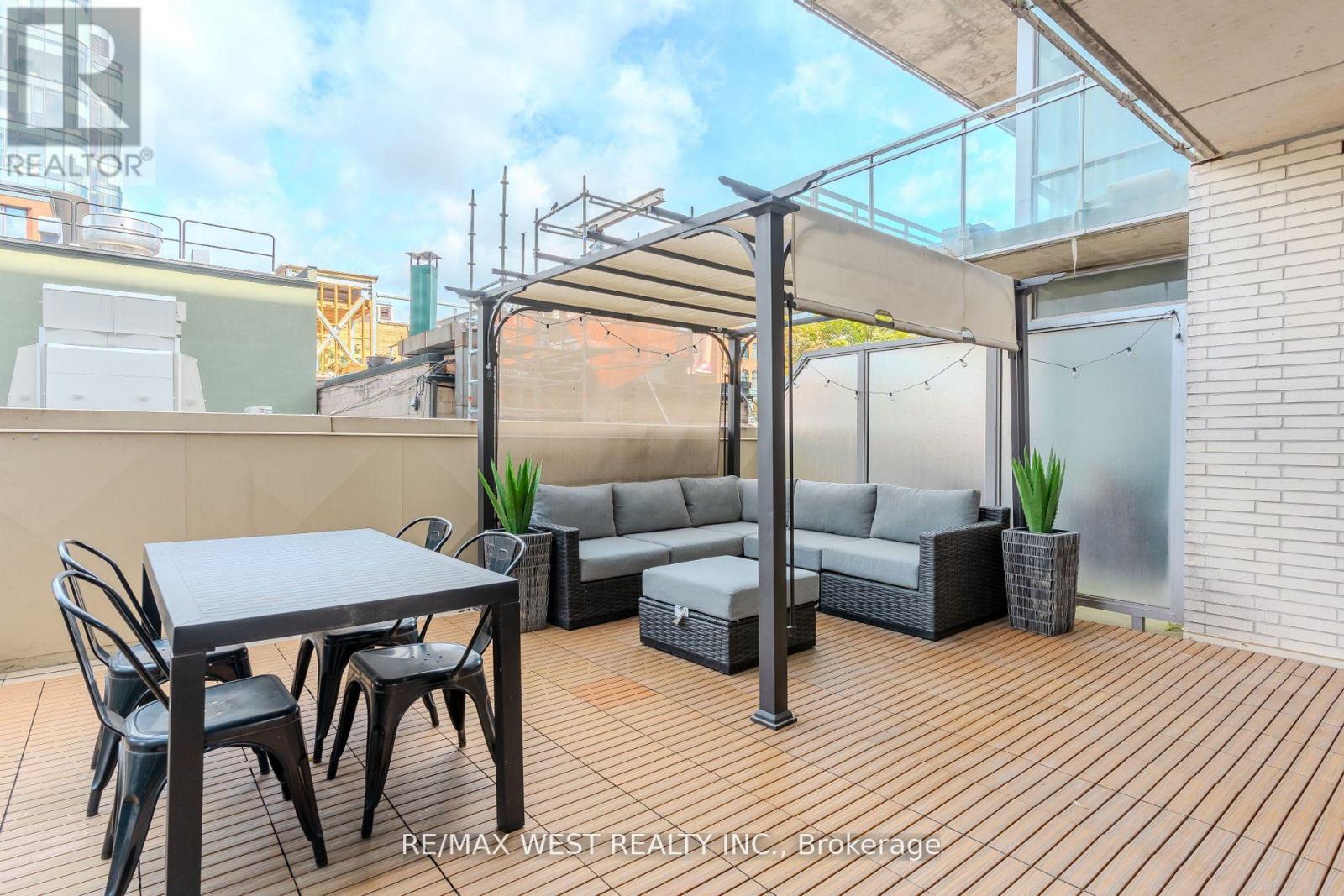Photo 3 of 212 66 Portland Street, Toronto ON