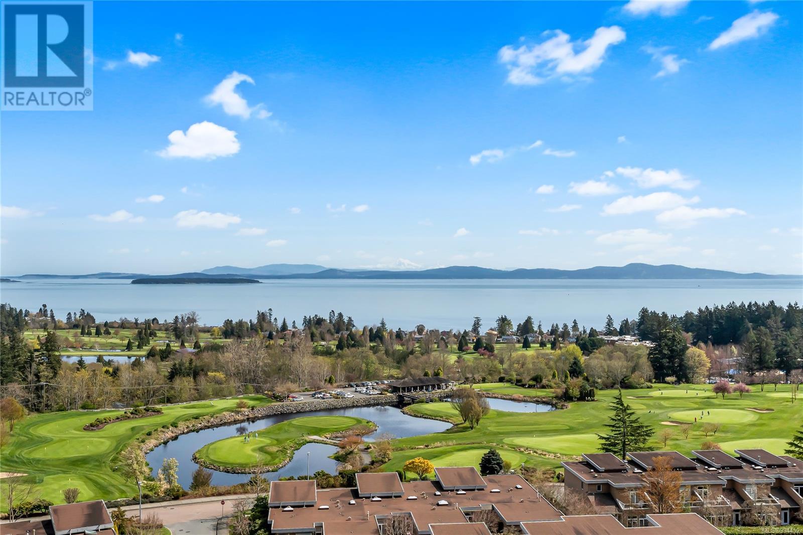 503 5388 Hill Rise Terrace, Saanich