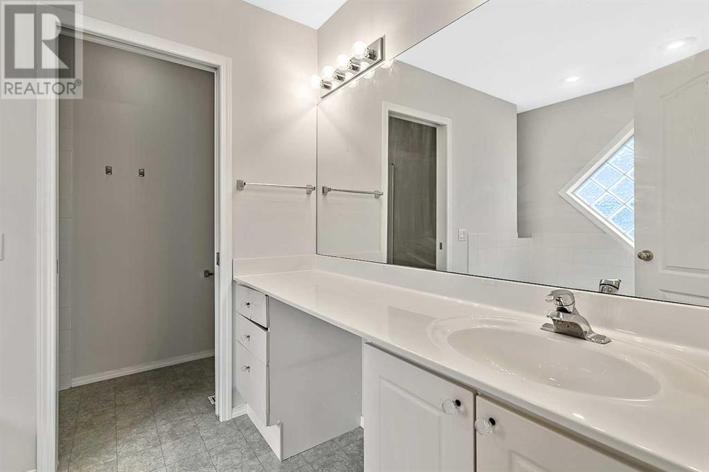 Single Family House for Sale in  Somerside Park SW Somerset Calgary 