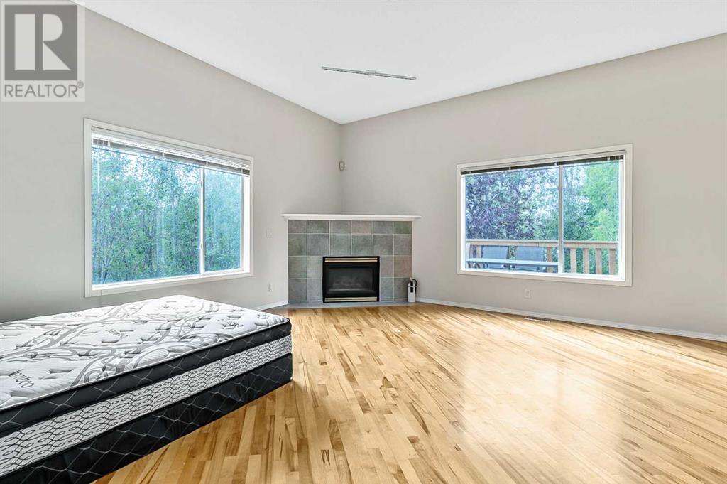 Single Family House for Sale in  Somerside Park SW Somerset Calgary 