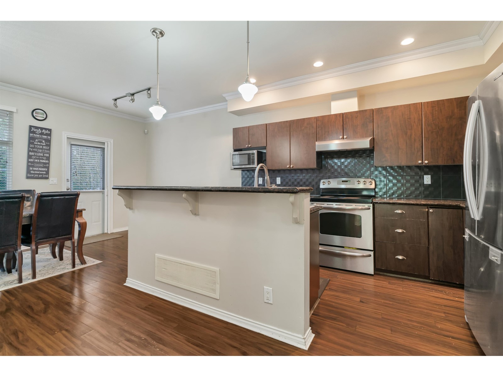 Photo 7 of 20 7518 138 Street, Surrey BC