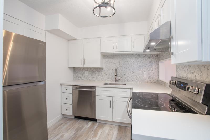 107 14881 MARINE DRIVE, White Rock real estate listing R2986722