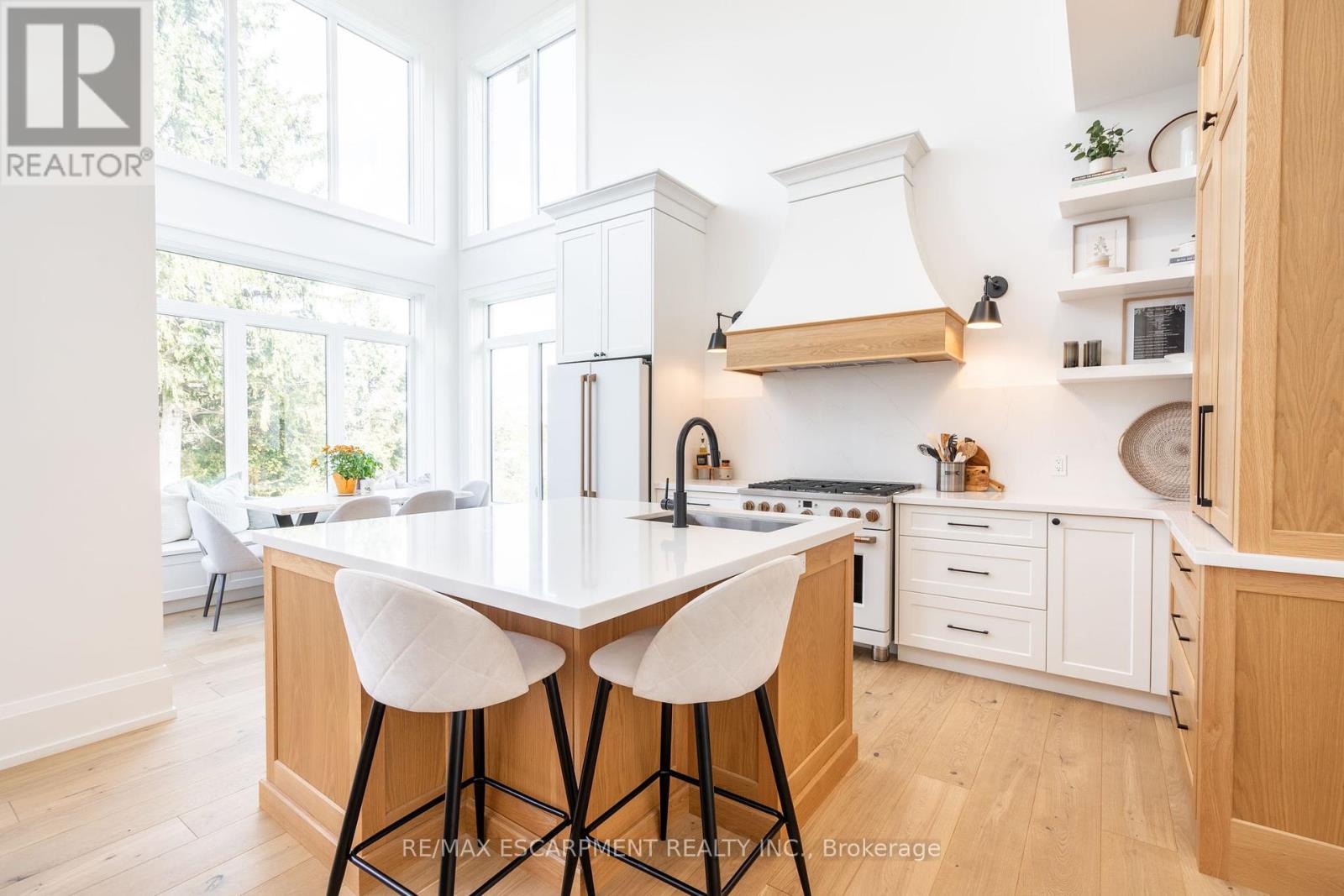 Photo 31 of 1131 Concession 6 W, Hamilton ON