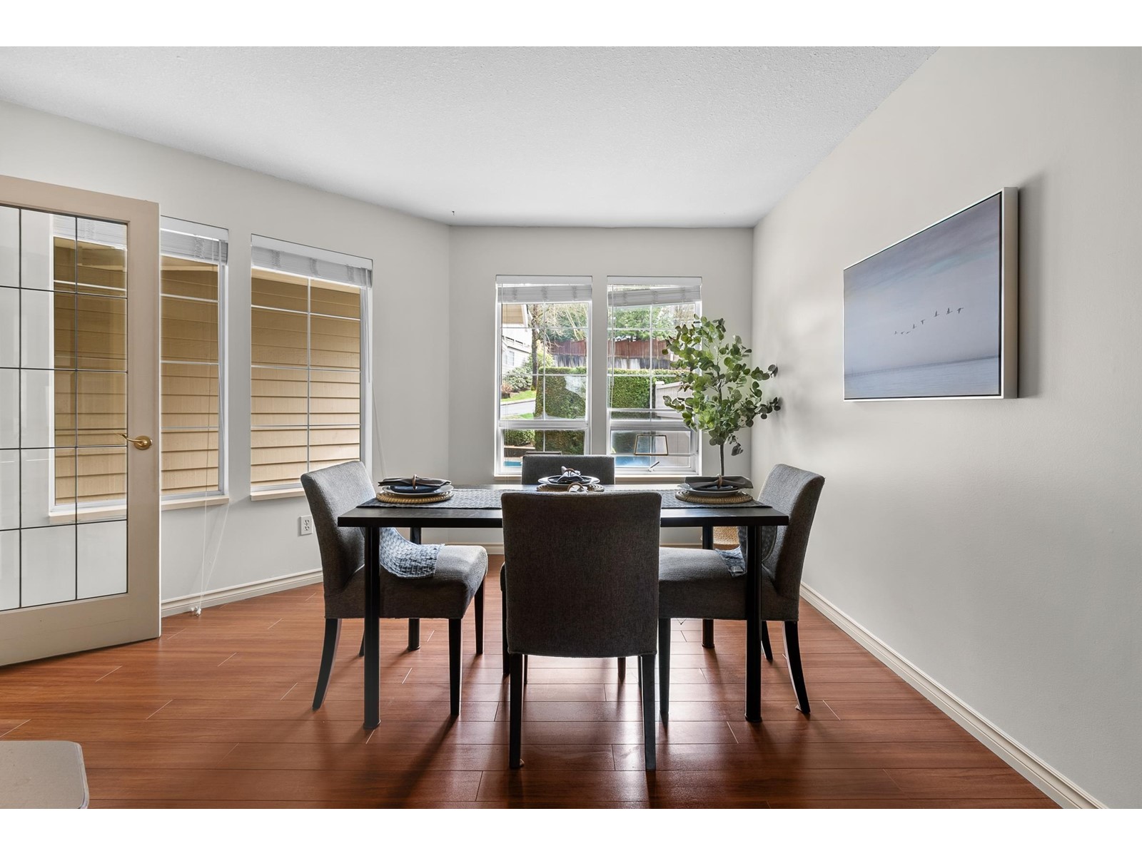 Photo 8 of 31 21848 50 Avenue, Langley BC