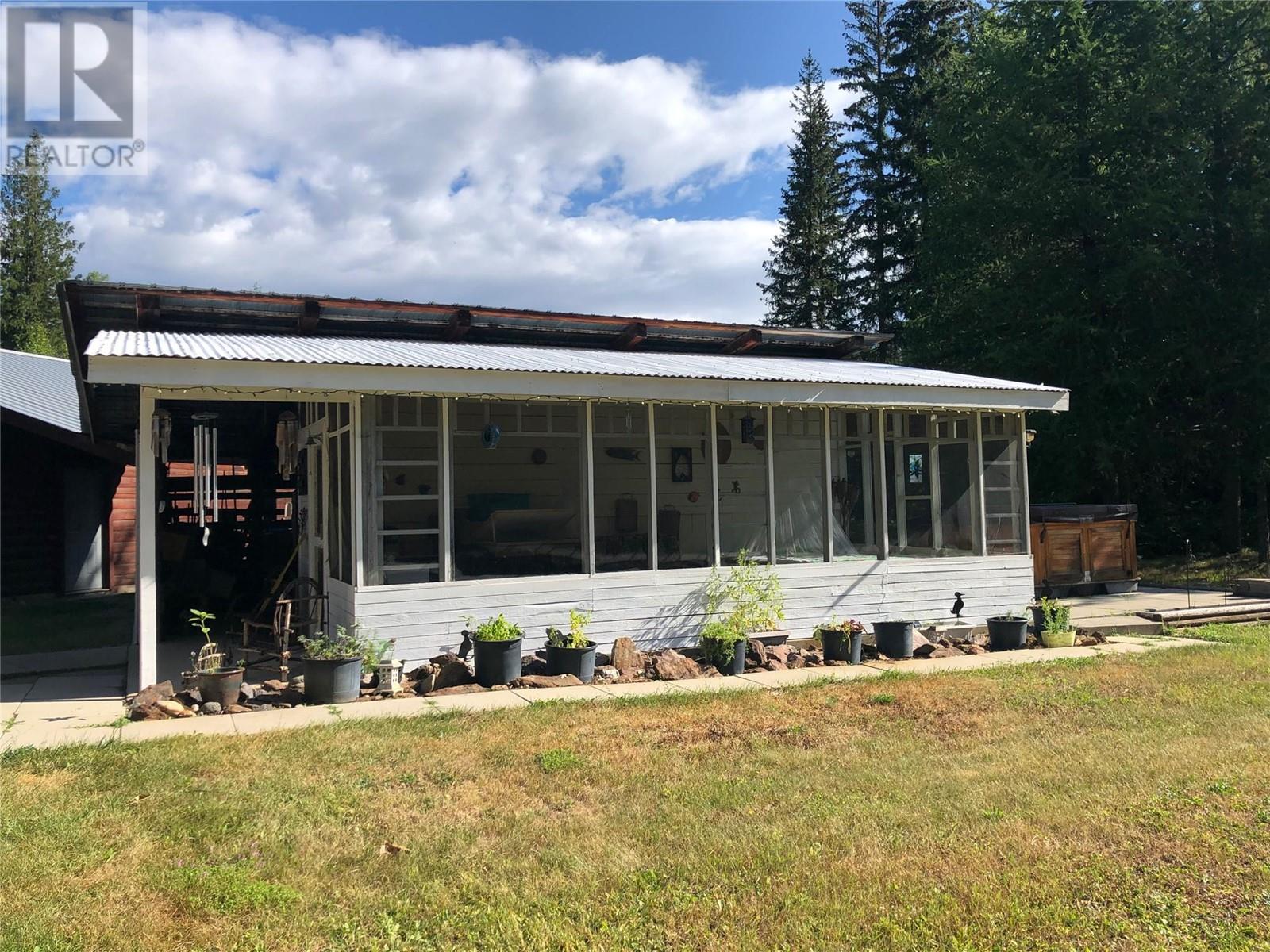 1208 Mountainview Road, Clearwater