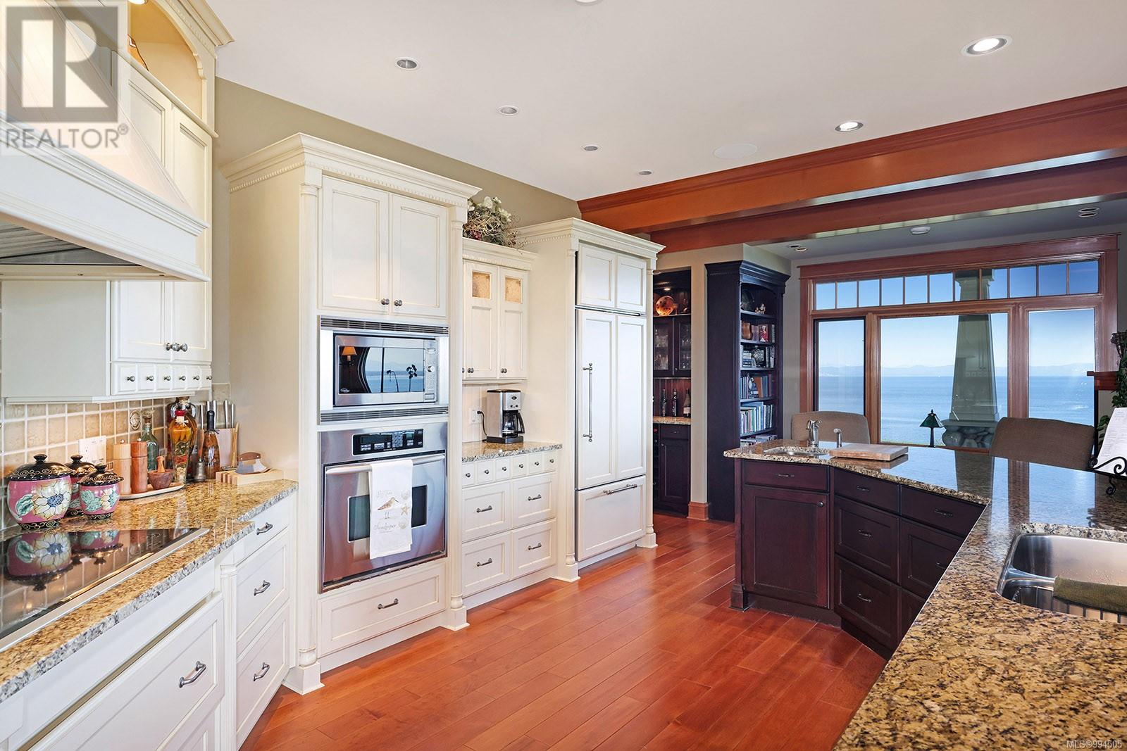 1133 Yates Rd, Comox