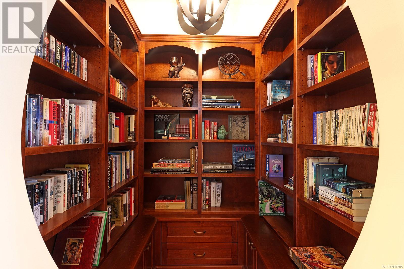 1133 Yates Rd, Comox