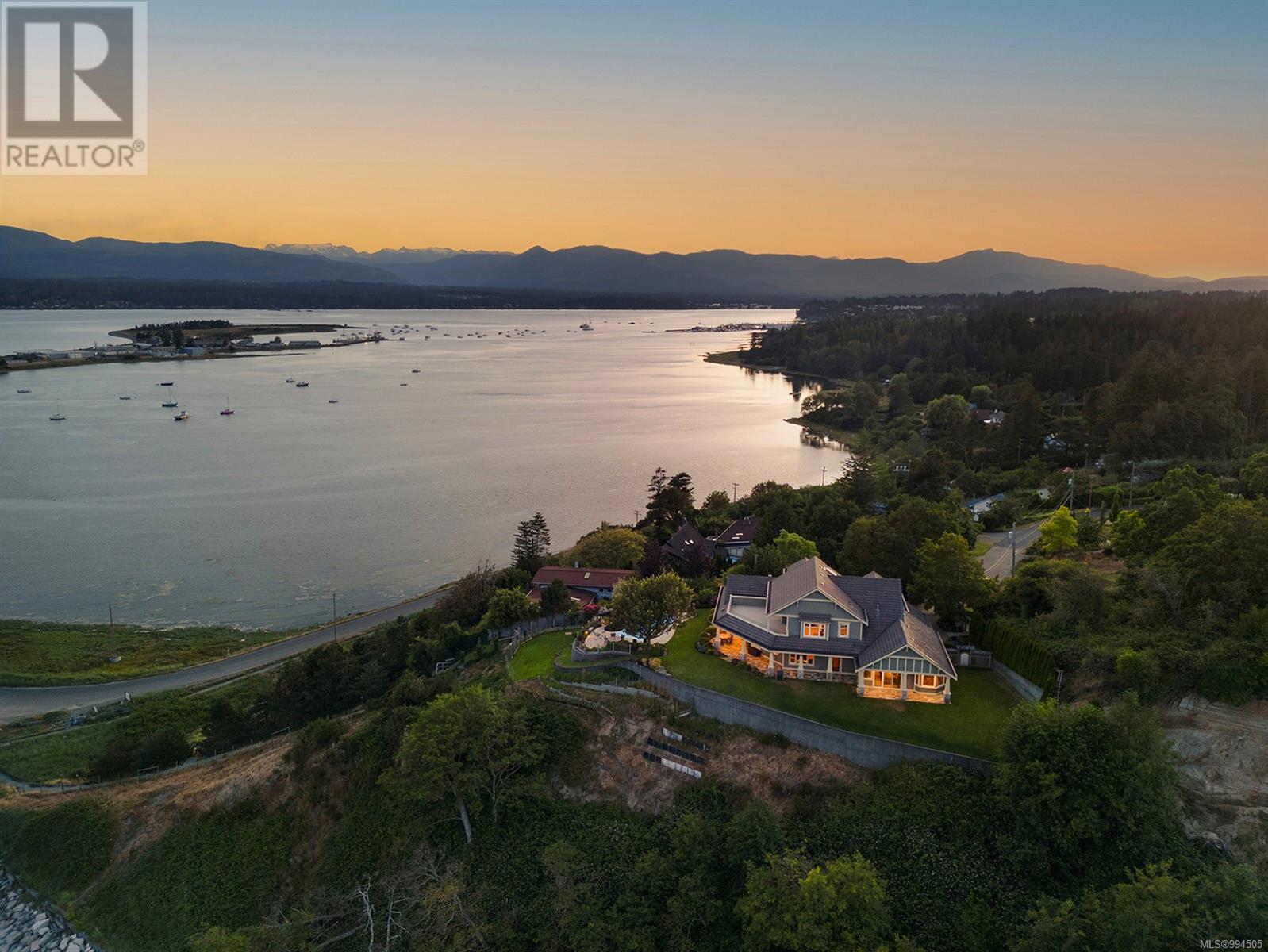 1133 Yates Rd, Comox