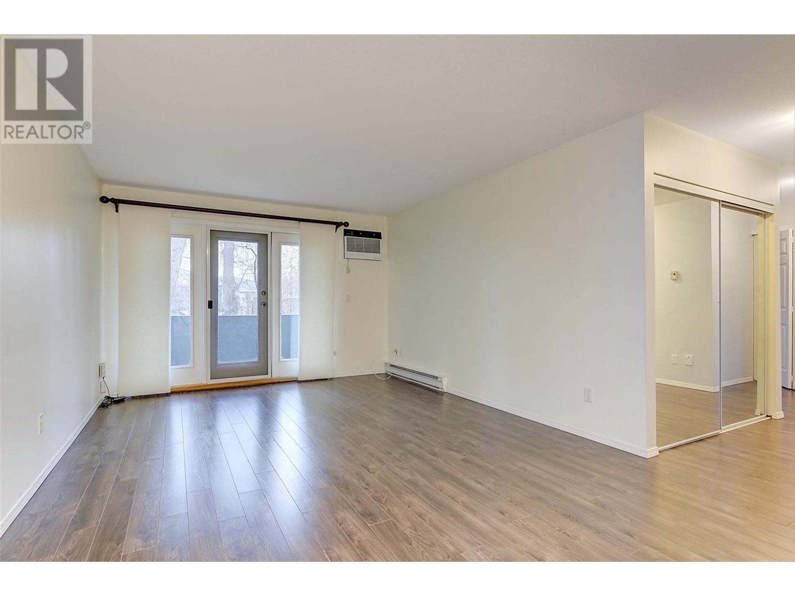 114 3175 De Montreuil Court, Kelowna