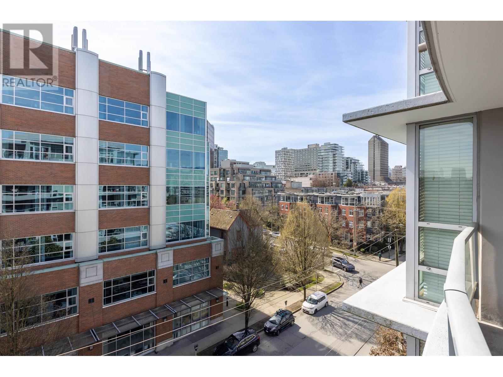 Photo 10 of 702 587 W 7th Avenue, Vancouver BC