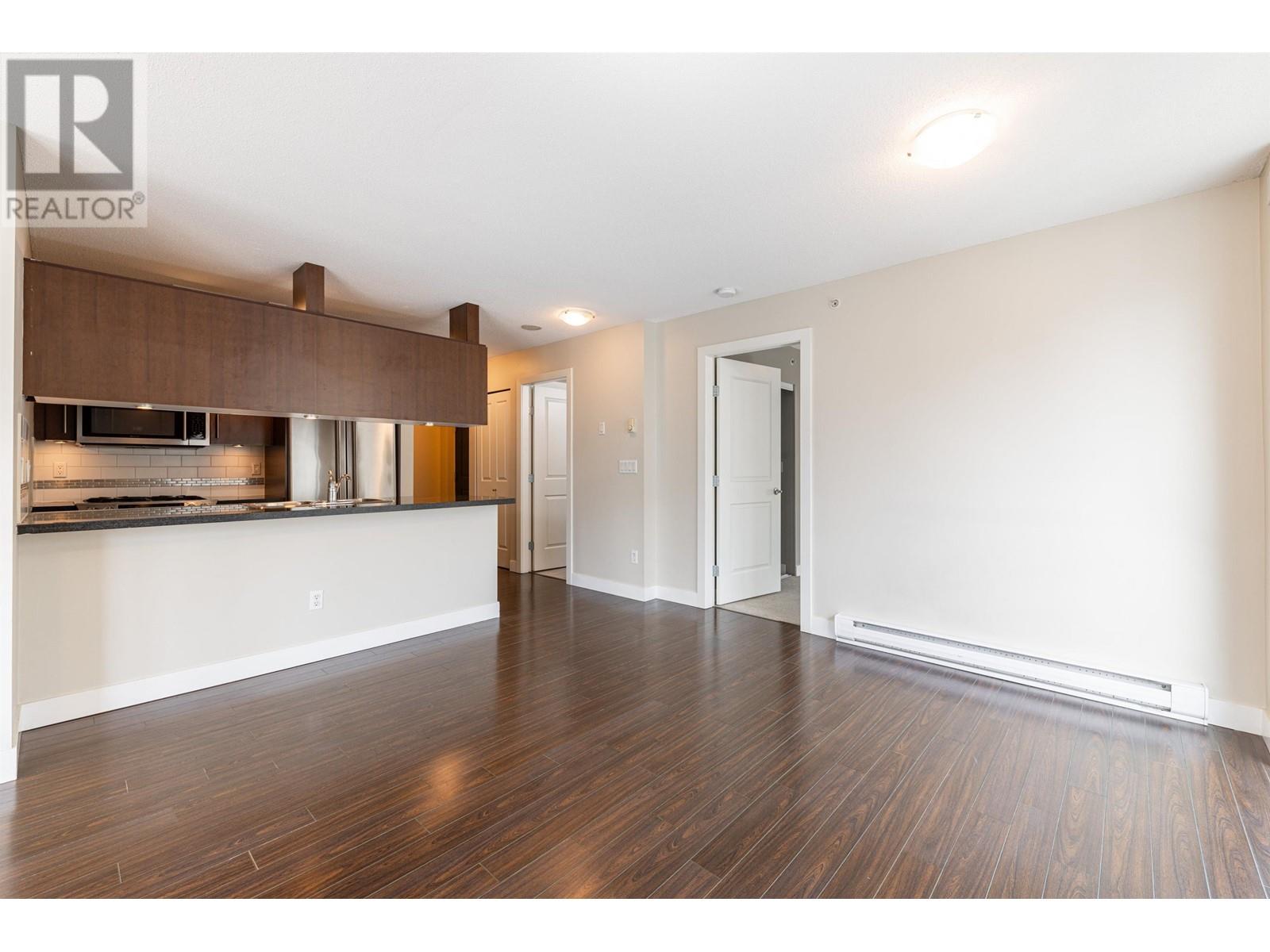 Photo 13 of 702 587 W 7th Avenue, Vancouver BC