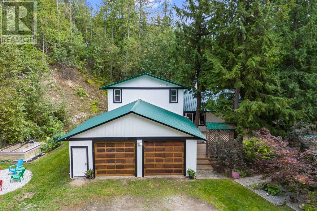 Photo 80 of 9048 Hummingbird Drive, Swansea Point BC