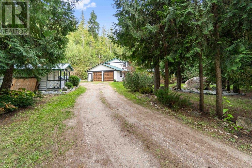 Photo 41 of 9048 Hummingbird Drive, Swansea Point BC