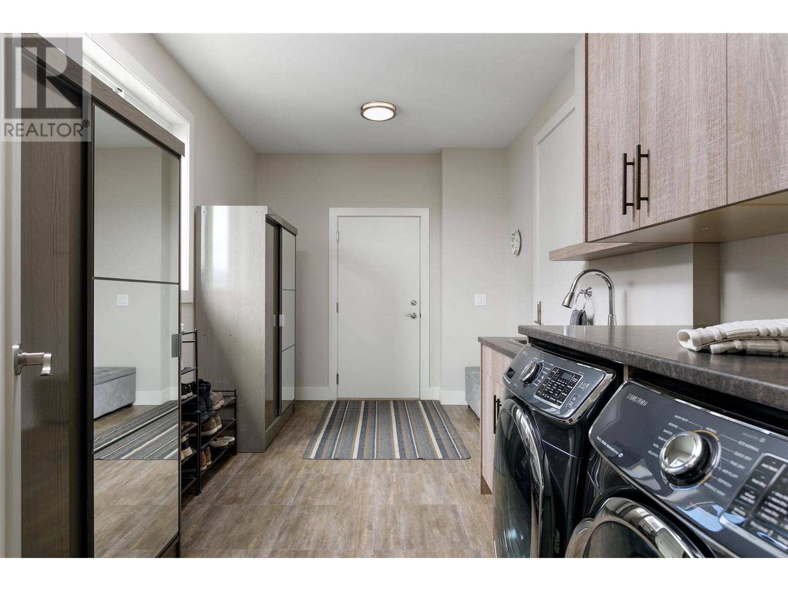  2822 Ourtoland Road, West Kelowna