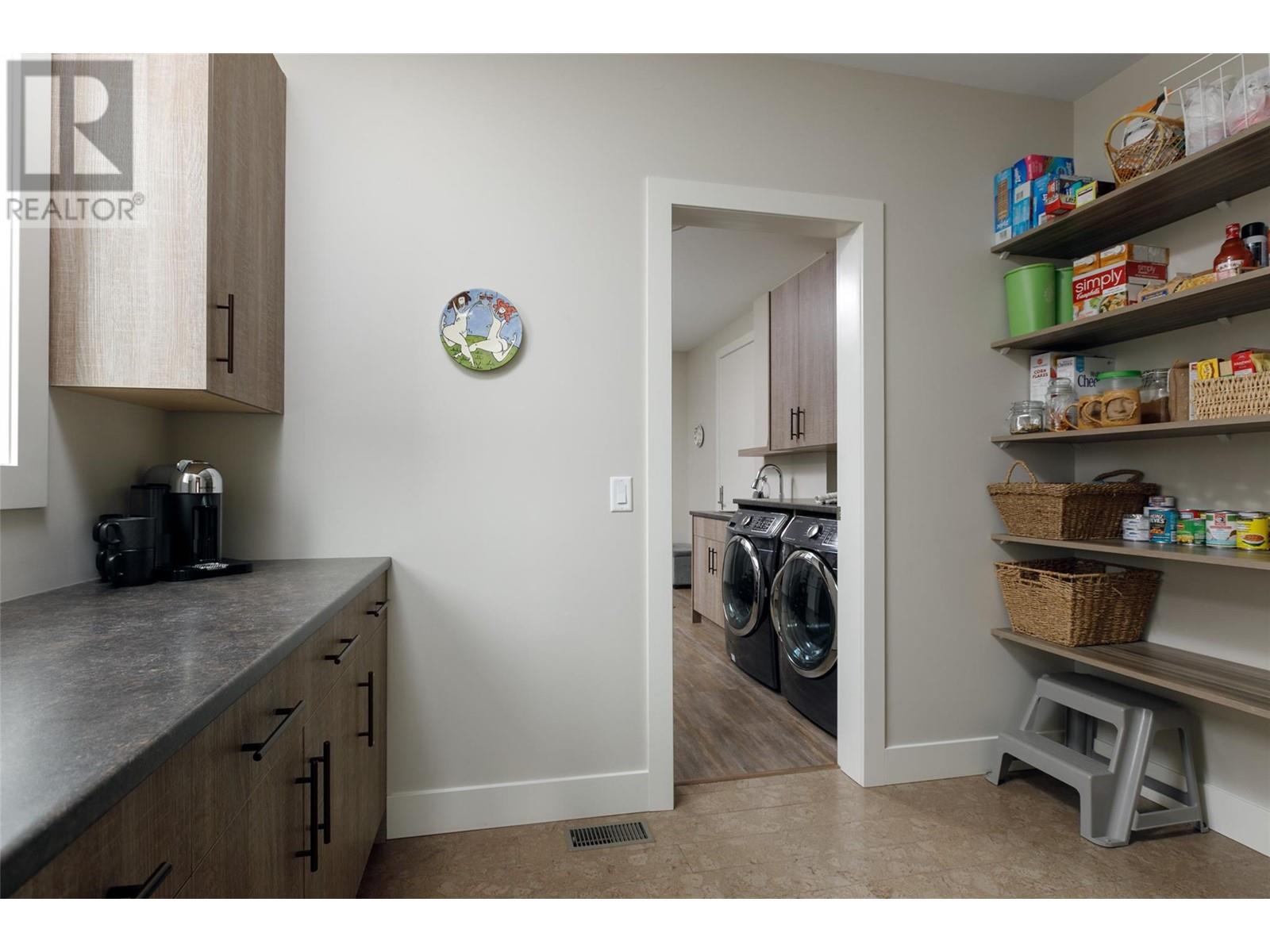  2822 Ourtoland Road, West Kelowna