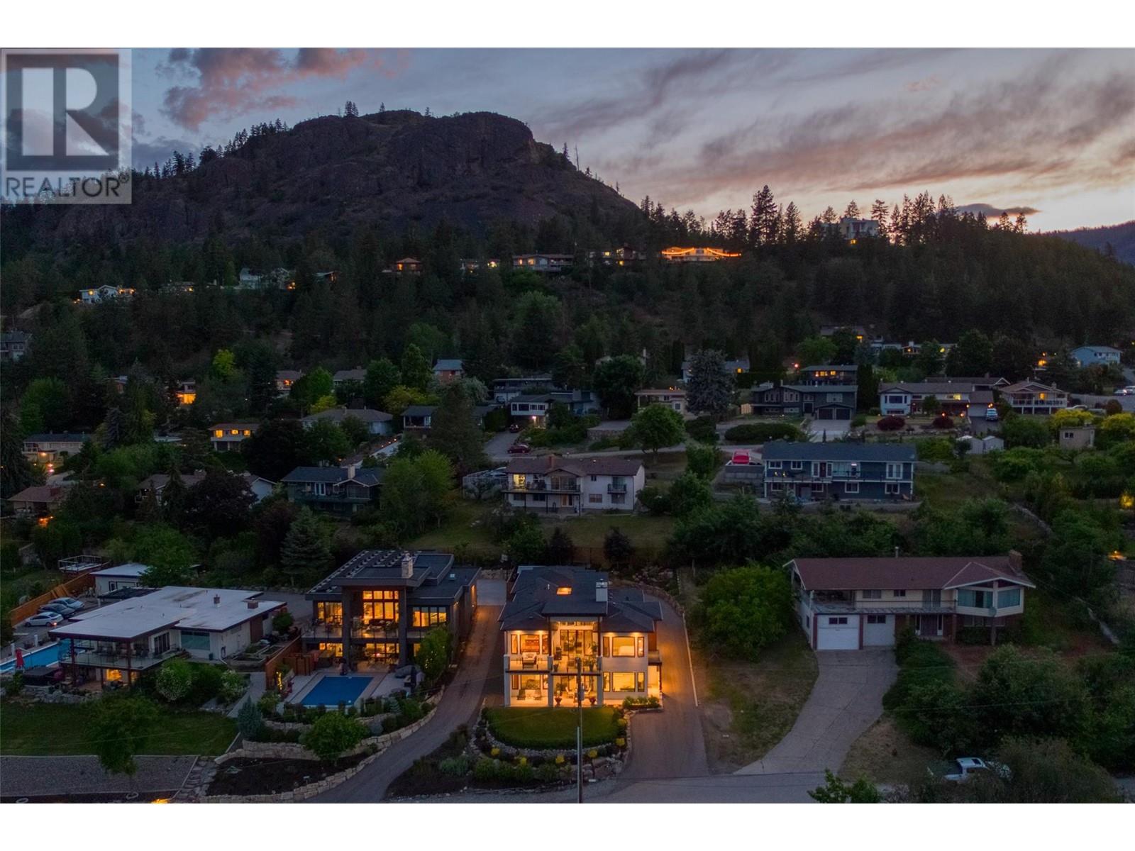  2822 Ourtoland Road, West Kelowna