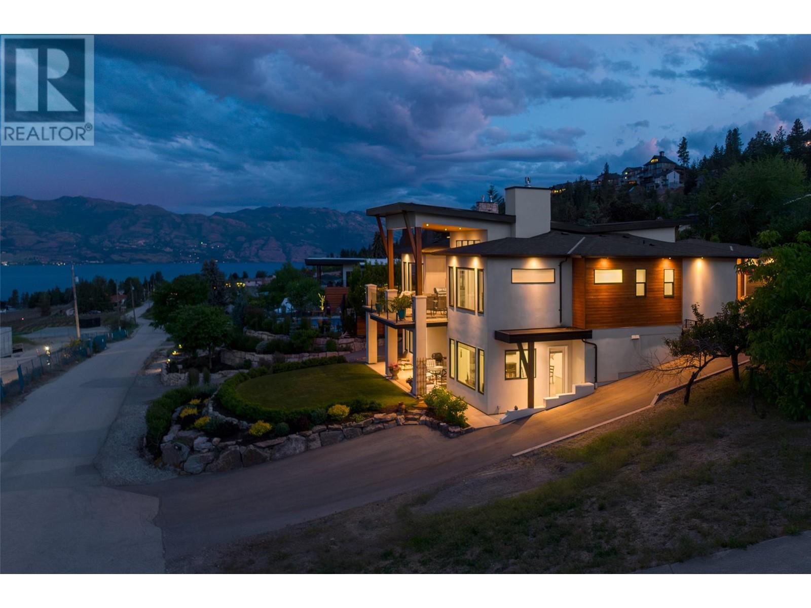  2822 Ourtoland Road, West Kelowna