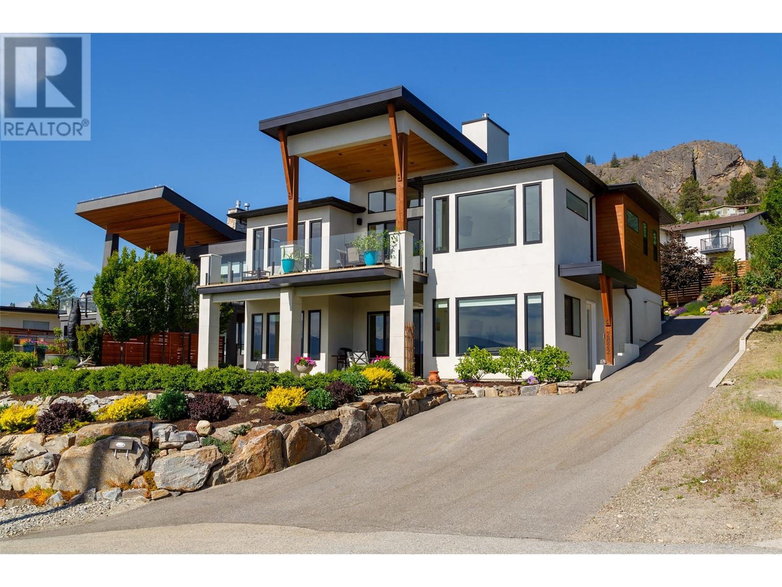  2822 Ourtoland Road, West Kelowna