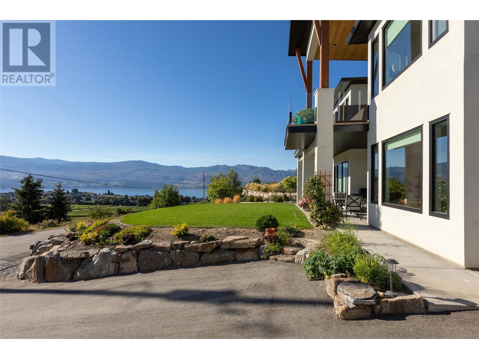  2822 Ourtoland Road, West Kelowna
