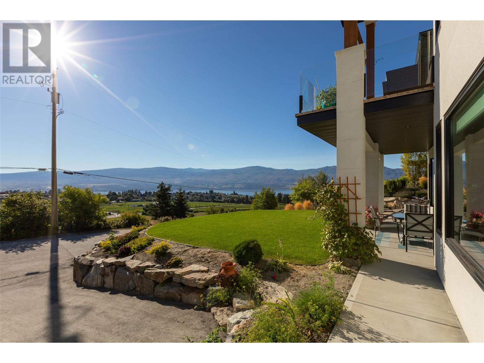  2822 Ourtoland Road, West Kelowna