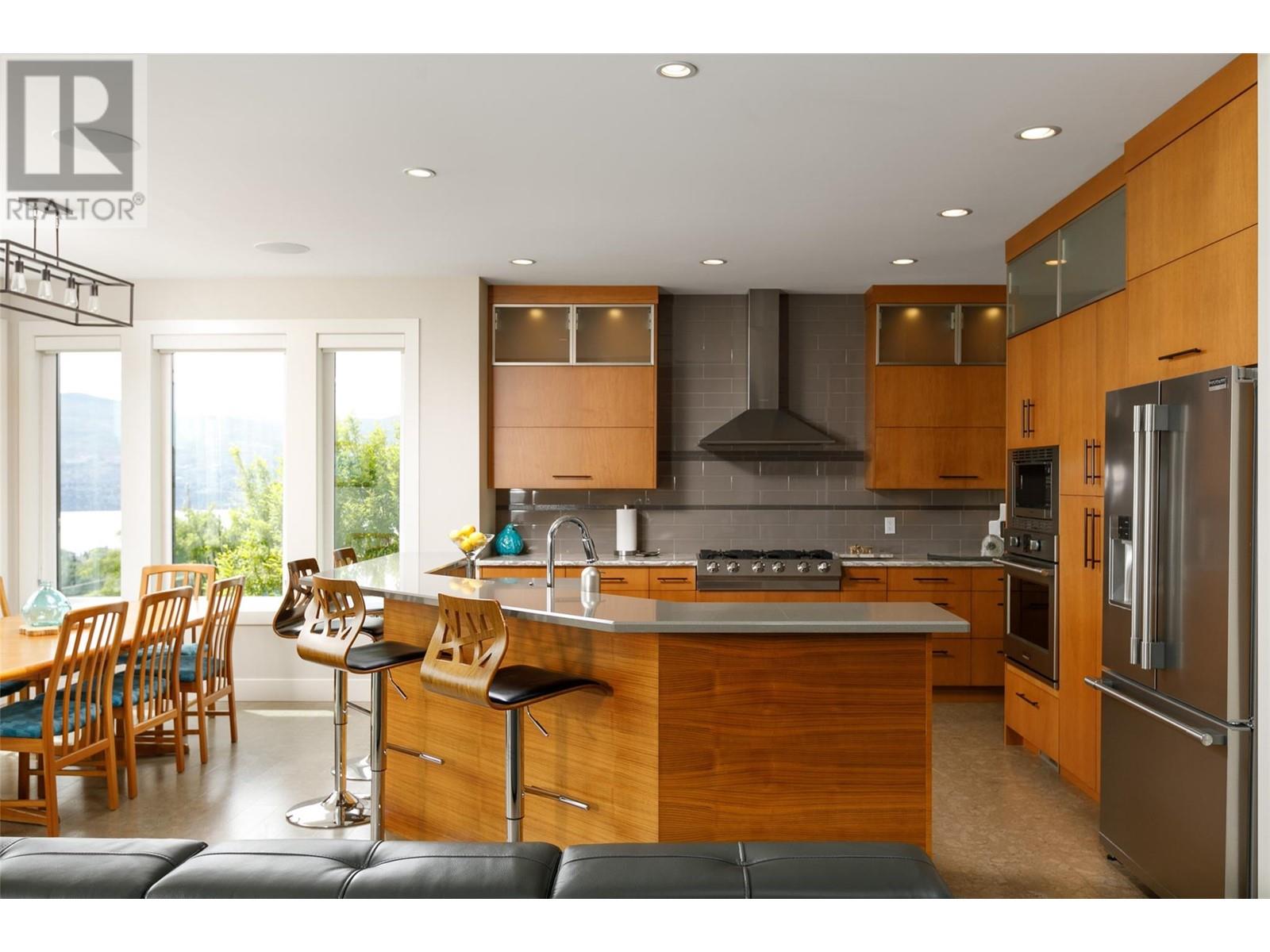  2822 Ourtoland Road, West Kelowna