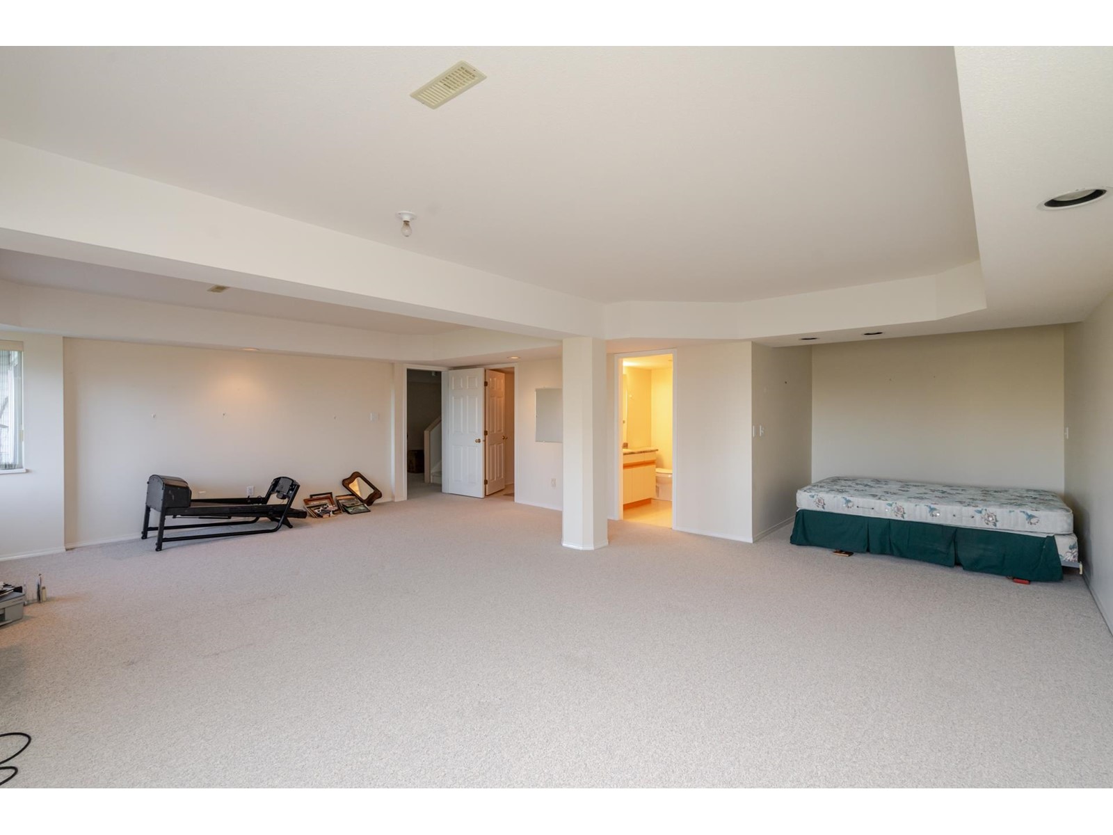 Photo 29 of 28 3293 Firhill Drive, Abbotsford BC