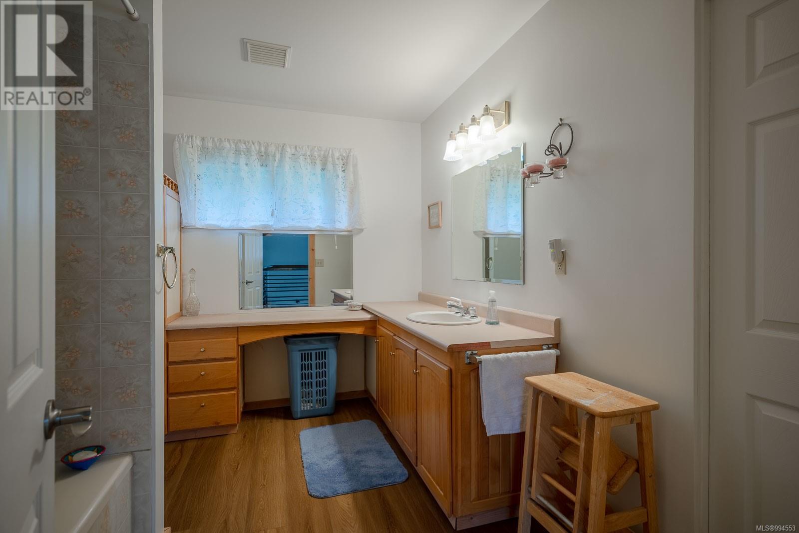 745 Weathers Way, Mudge Island