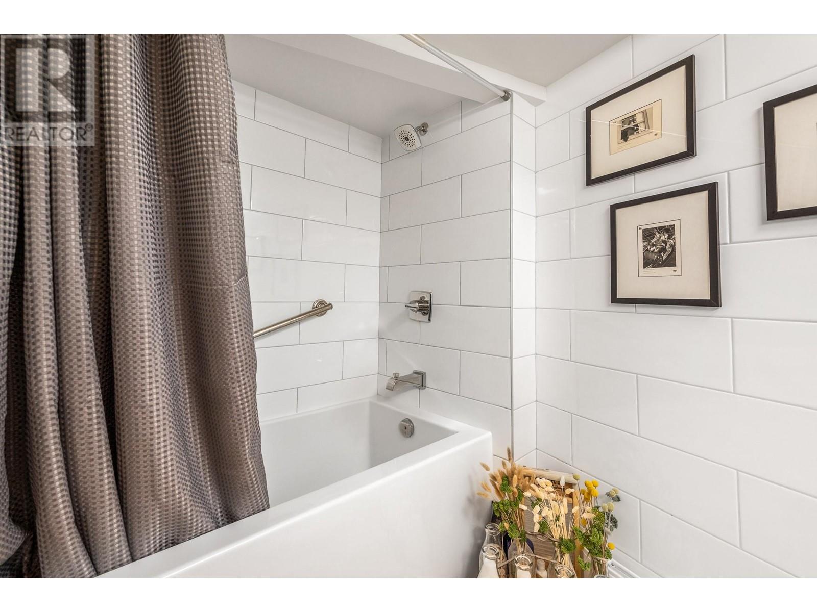  8180 Tronson Road, Vernon