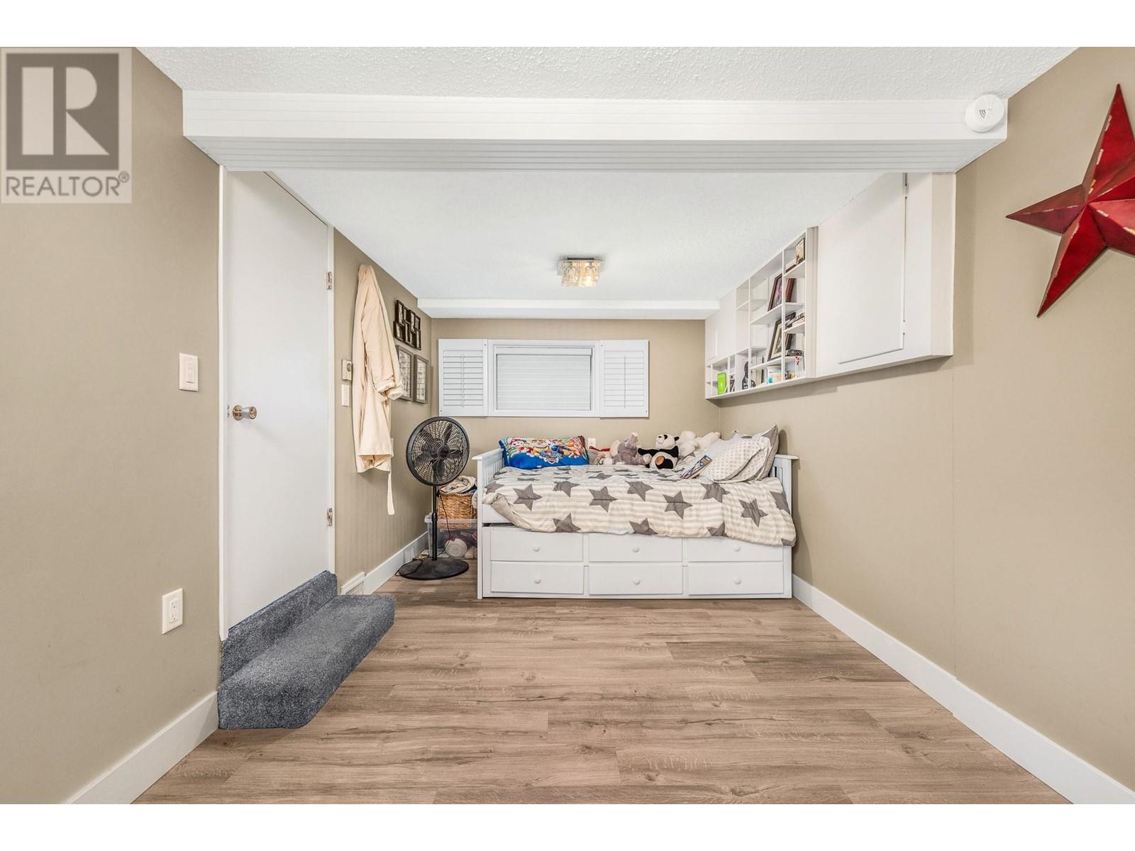 8180 Tronson Road, Vernon