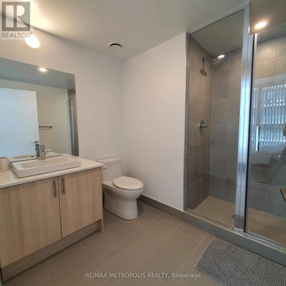 Photo 8 of 807 1195 The Queensway, Toronto ON