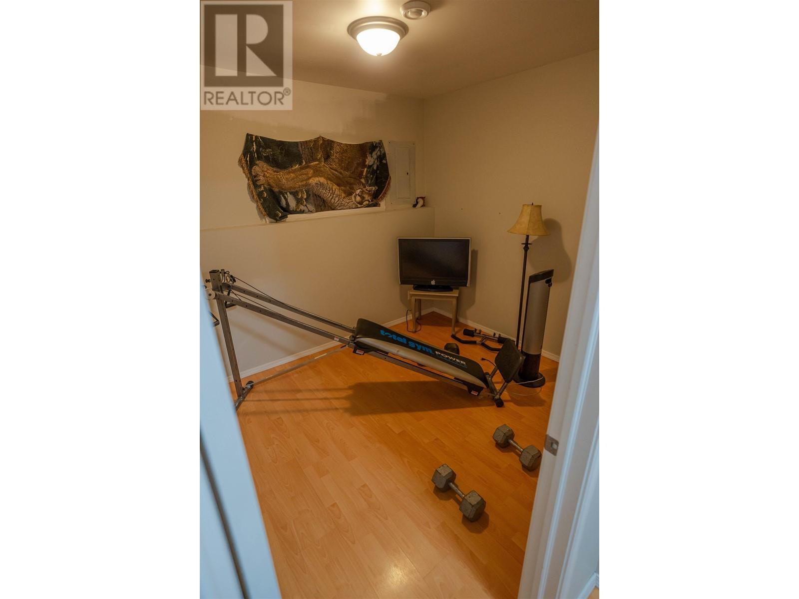 Photo 12 of 8703 8707 89 Avenue, Fort St John BC