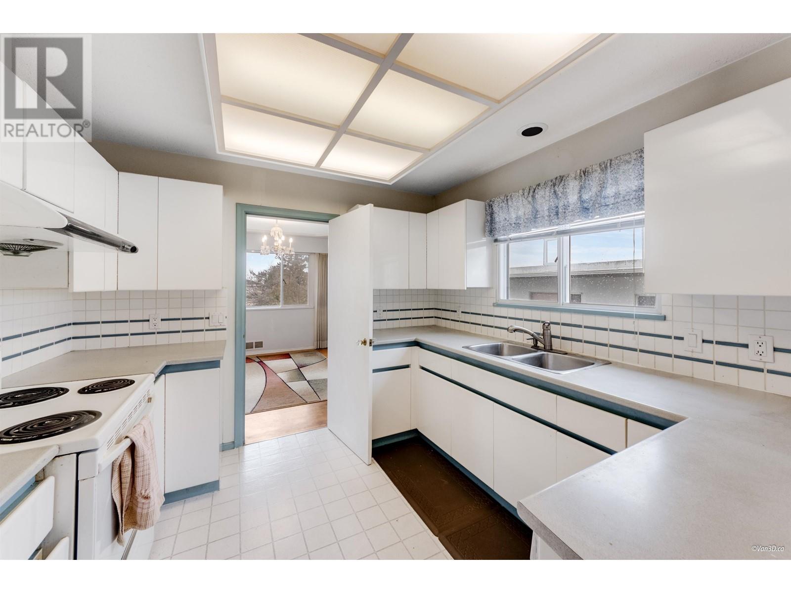 Photo 27 of 4654 Burke Street, Burnaby BC